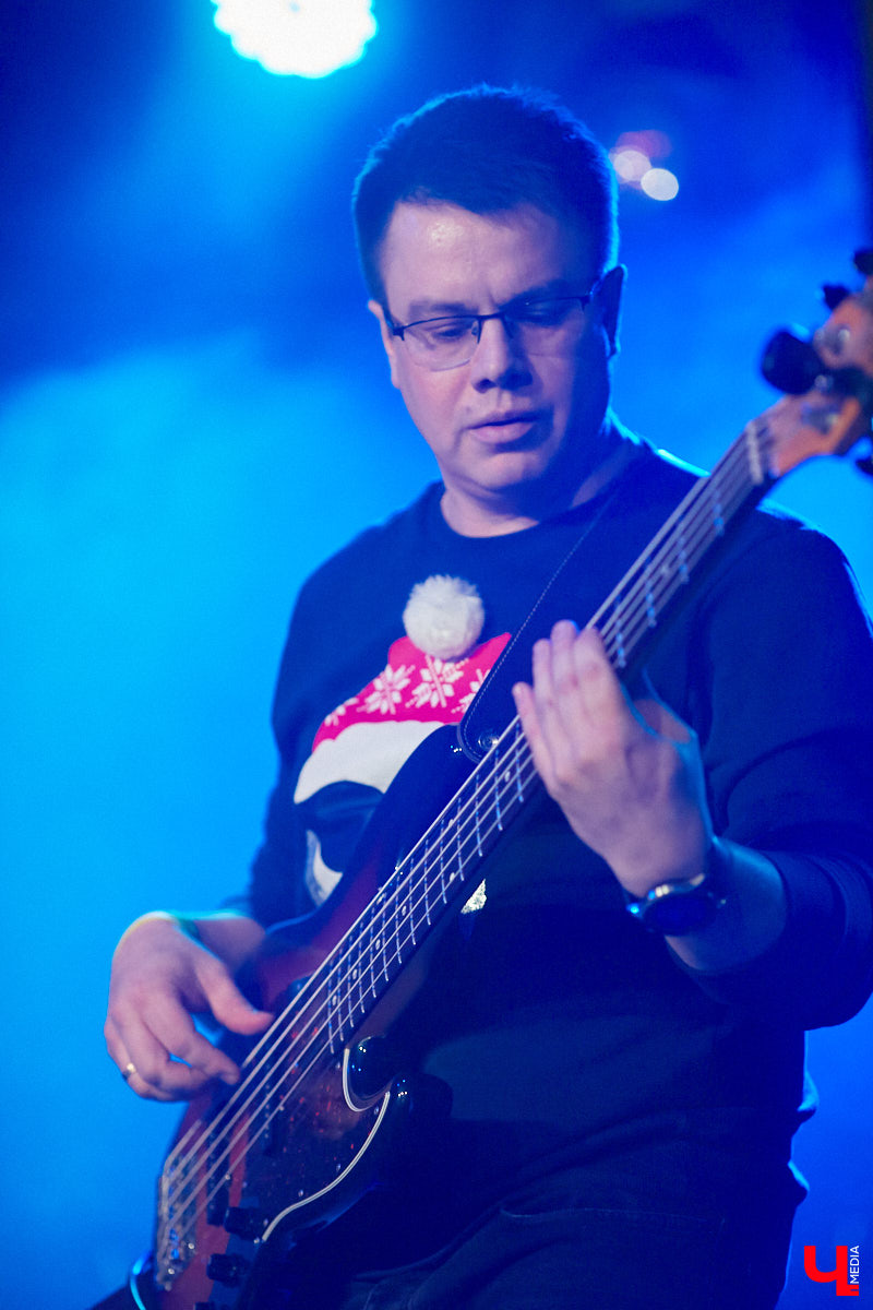 В последний день новогодних праздников в областном центре состоялся уже третий по счету этап фестиваля-конкурса «ВладРок’2022». «Ключ-Медиа» продолжает вести летопись уникального для города события, на этот раз прошедшего с элементами экстрима!