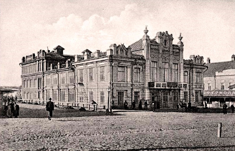 16 января 1905 года во Владимире, на улице Царицынской, состоялось торжественное освящение нового здания. Сегодня владимирцы знают его как областной театр кукол. Старожилы еще вспомнят, как до 1972 года там пребывал наш драмтеатр. Но лишь единицы отметят, что это великолепное здание в стиле модерн появилось по инициативе владимирского общества трезвости. Его строительство стало апогеем в деятельности этой общественной организации, направленной на отвлечение горожан от пагубной привычки.