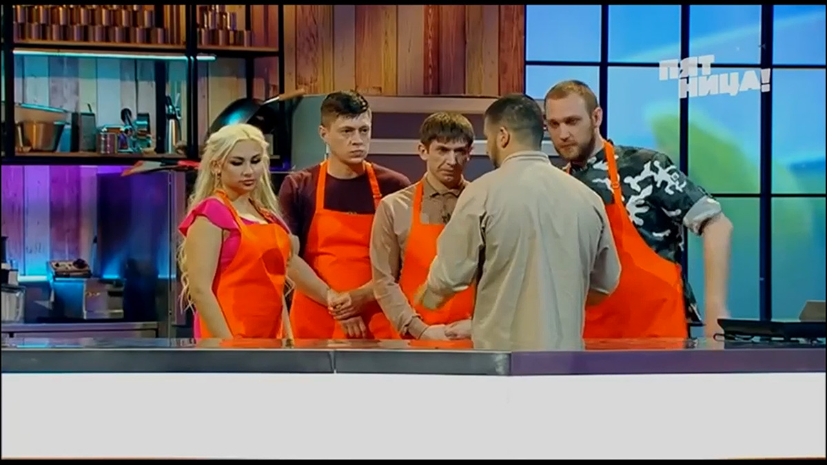 В эфире телеканала «Пятница» вышла очередная серия популярного шоу «Битва шефов». Победителем в ней стал владимирский частный повар и фуд-блогер Роман Суслов. О том, как ему удалось покорить звездных мастеров кулинарного искусства Константина Ивлева и Рената Агзамова, он рассказал нашему изданию.