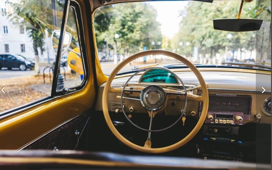 Задумались о покупке нового автомобиля, но хочется чего-то необычного? Тогда обратите внимание на нашу подборку. Эти машины довольно редко встречаются на дорогах сегодня, но их реально приобрести. Причем во Владимирской области. И сделать это могут люди с совершенно разным достатком. Погнали! 