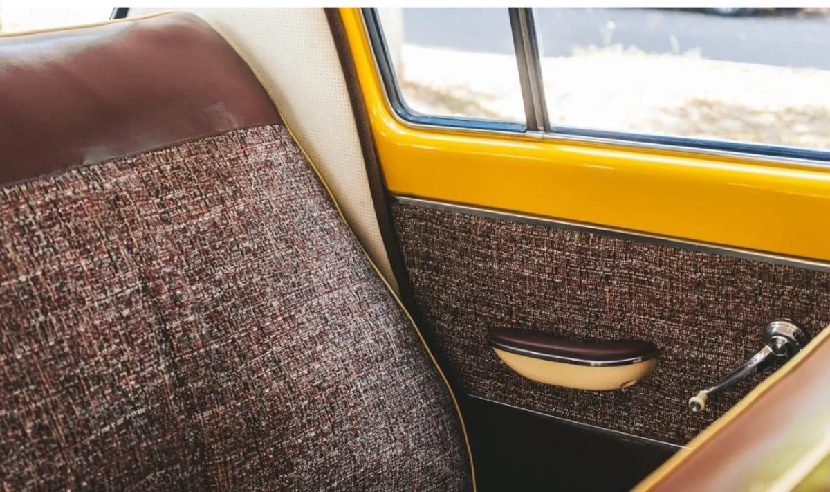 Задумались о покупке нового автомобиля, но хочется чего-то необычного? Тогда обратите внимание на нашу подборку. Эти машины довольно редко встречаются на дорогах сегодня, но их реально приобрести. Причем во Владимирской области. И сделать это могут люди с совершенно разным достатком. Погнали! 