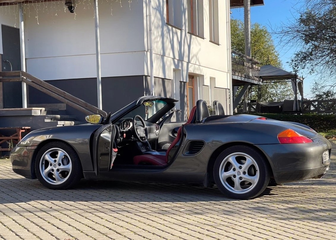 Задумались о покупке нового автомобиля, но хочется чего-то необычного? Тогда обратите внимание на нашу подборку. Эти машины довольно редко встречаются на дорогах сегодня, но их реально приобрести. Причем во Владимирской области. И сделать это могут люди с совершенно разным достатком. Погнали! 