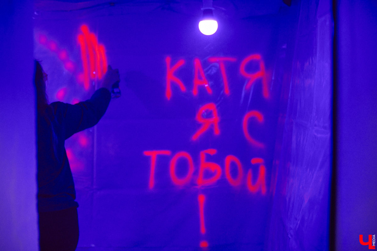 Как выразить чувство искренней любви, боль от потери, надежду на лучшее? Как зафиксировать каждое движение души, зримо воплотить свои размышления о жизни и смерти? Екатерина Пакина, взявшая себе творческий псевдоним Кауа, нашла для себя три разных способа самовыражения.