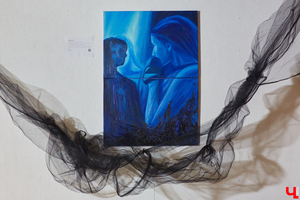 Как выразить чувство искренней любви, боль от потери, надежду на лучшее? Как зафиксировать каждое движение души, зримо воплотить свои размышления о жизни и смерти? Екатерина Пакина, взявшая себе творческий псевдоним Кауа, нашла для себя три разных способа самовыражения.