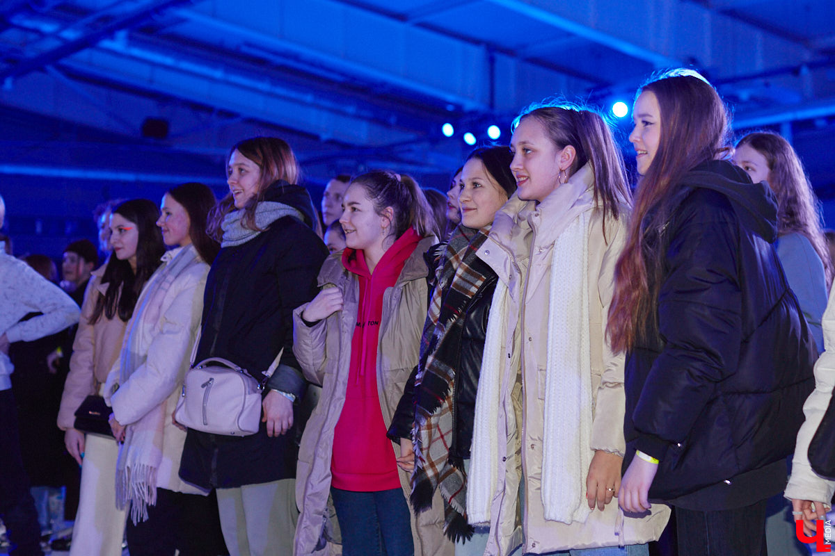 Владимирские студенты отметили Татьянин день на льду. Учащихся города пригласили на неоновую дискотеку. Праздник продолжался почти три часа. Если вы были на катке, ищите себя на фото от «Ключ-Медиа».