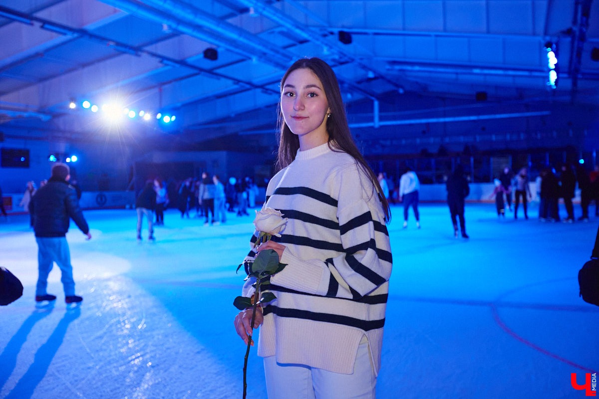 Владимирские студенты отметили Татьянин день на льду. Учащихся города пригласили на неоновую дискотеку. Праздник продолжался почти три часа. Если вы были на катке, ищите себя на фото от «Ключ-Медиа».