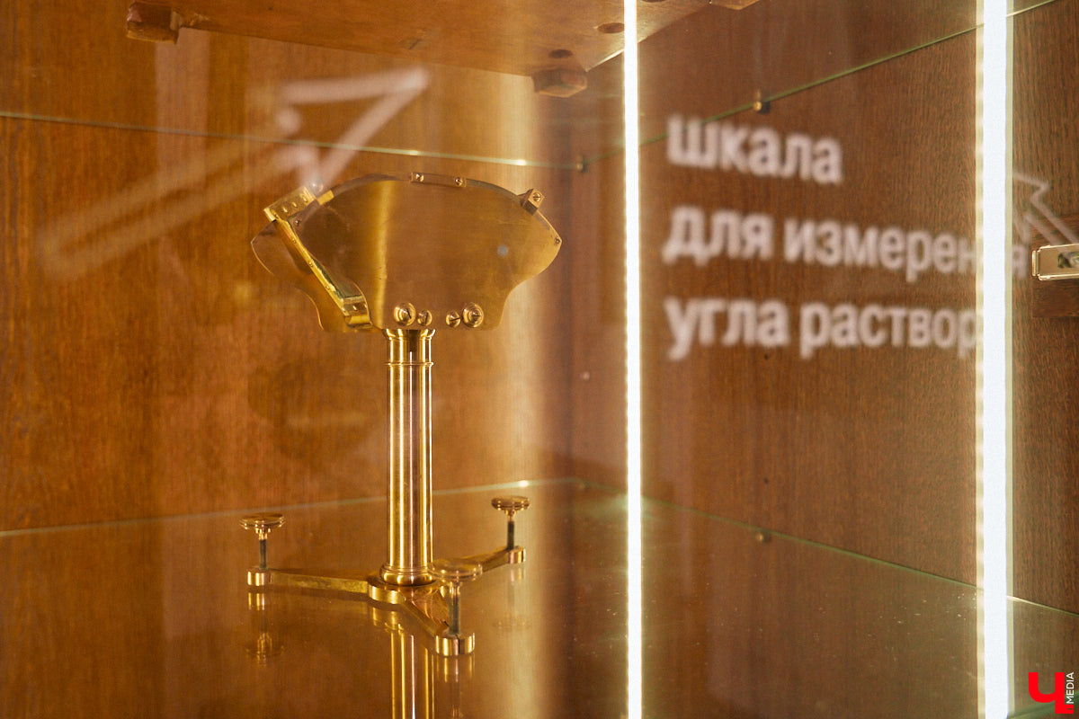 Под конец января, спустя три года реставрации, двери обновлённого Дома-музея Столетовых открылись. План по модернизации выполнен, теперь находиться в жилище семьи Столетовых стало ещё интереснее: внутри стильно, модно, молодёжно, интерактивно. Если раньше до этой культурной локации ноги вас не доводили, то пора ситуацию исправлять. Почему? Рассказываем и показываем в материале.