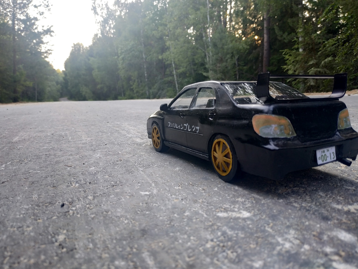 17-летний школьник из Гусь-Хрустального собирает модели автобусов и автомобилей. В его коллекции уже больше 10 экземпляров. И это только начало. В будущем молодой человек хочет работать на заводе и делать транспорт в масштабе 1:1.