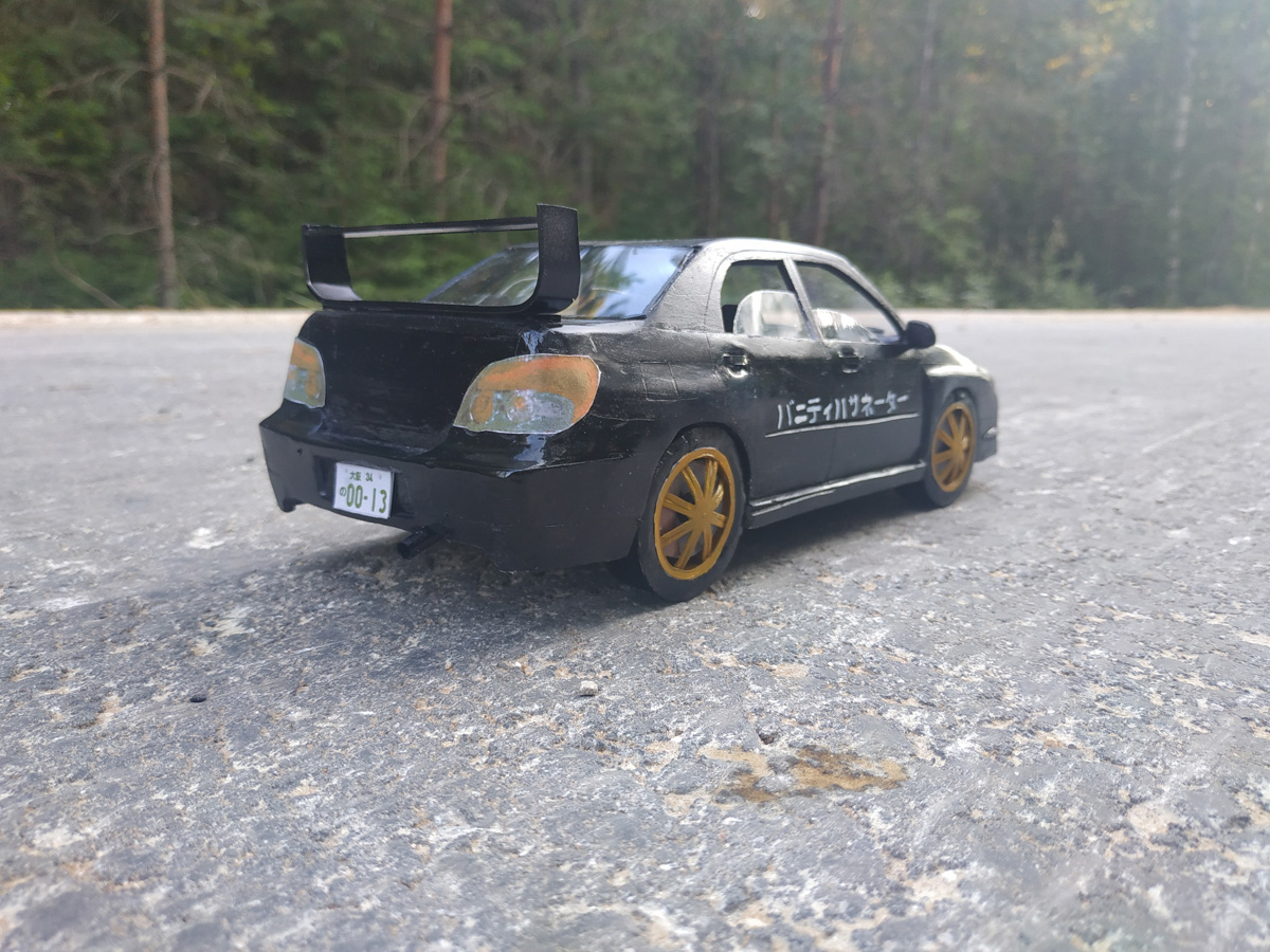 17-летний школьник из Гусь-Хрустального собирает модели автобусов и автомобилей. В его коллекции уже больше 10 экземпляров. И это только начало. В будущем молодой человек хочет работать на заводе и делать транспорт в масштабе 1:1.