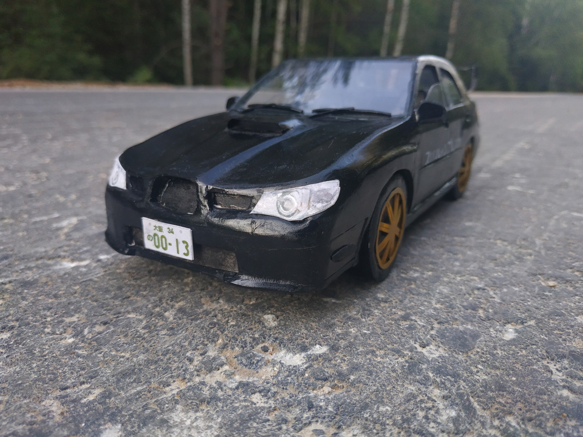 17-летний школьник из Гусь-Хрустального собирает модели автобусов и автомобилей. В его коллекции уже больше 10 экземпляров. И это только начало. В будущем молодой человек хочет работать на заводе и делать транспорт в масштабе 1:1.