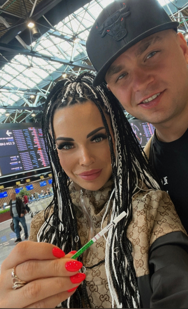 Для того чтобы получить новый опыт и второе гражданство, своего третьего ребёнка владимирская бизнесвумен Кристина Наливкина решила рожать в Аргентине. Оказывается, эта страна очень популярна у будущих мам. Почему? Об этом мы подробно расспросили готовящуюся к перелёту Кристину.