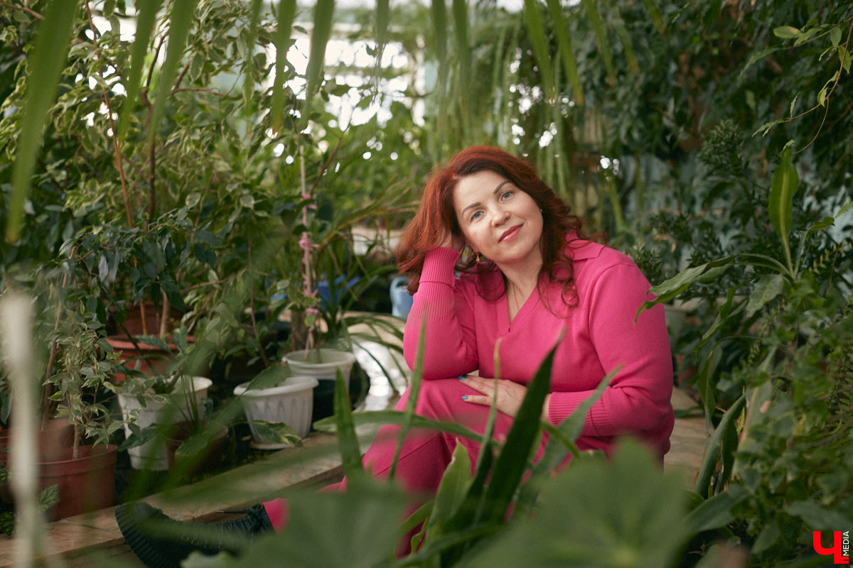 Тринадцать лет назад Елена Разина обратилась к духовным практикам. Тогда она чувствовала себя отвратительно: избыточная полнота, болезни, измены любимого мужчины, отсутствие веры в счастливое будущее... Но просветление неизбежно! Что же такое духовные практики: магия вне Хогвартса, умелая работа психолога или обман собственного сознания? Кто такие целители 21 века? Видят ли они ауру? Обо всём этом «Ключ-Медиа» расспросил Елену Разину в рубрике «Неудобные вопросы».