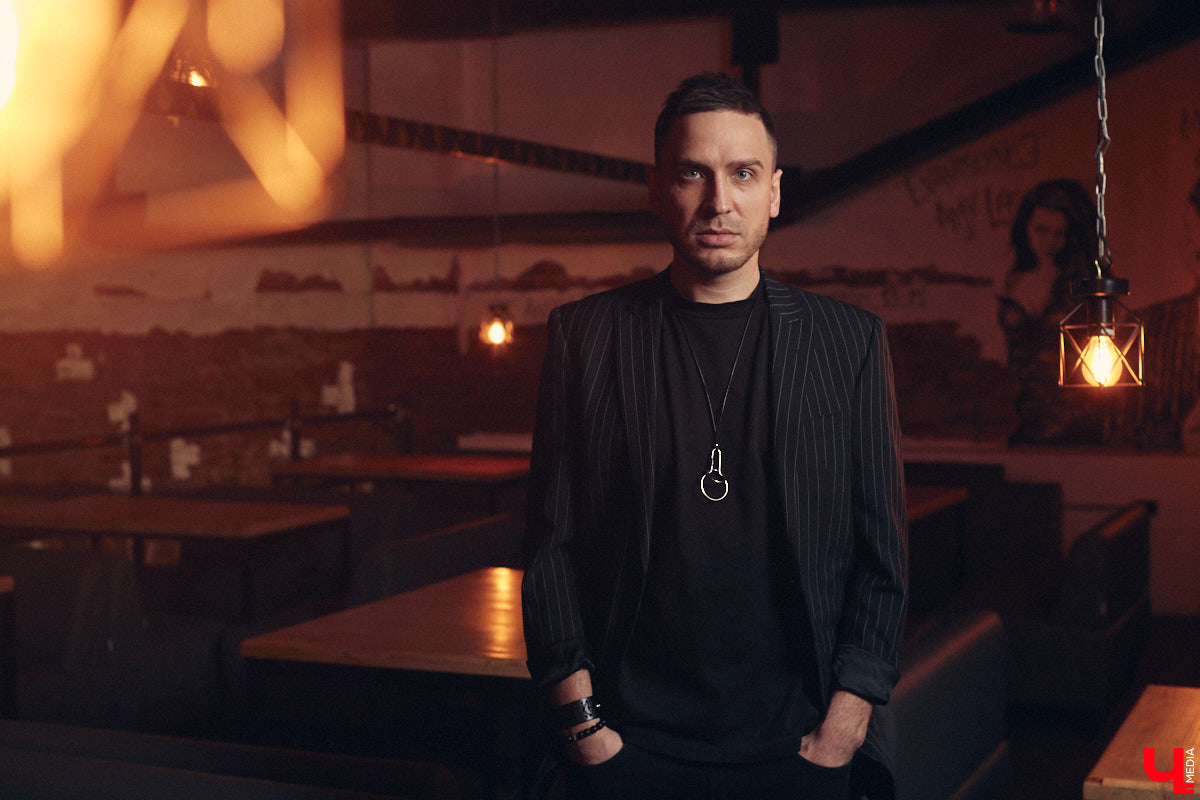 Пожалуй, именно «Ключ-Медиа» как никто пристально следил за крупнейшим музыкальным фестивалем региона — «ВладРоком». Что ж, мероприятие прошло с успехом. Осталось насладиться его послевкусием. И таковым будет наше интервью с победителем конкурса — группой ataka.