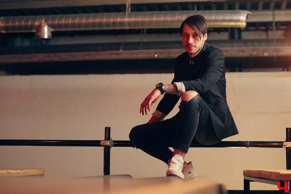 Пожалуй, именно «Ключ-Медиа» как никто пристально следил за крупнейшим музыкальным фестивалем региона — «ВладРоком». Что ж, мероприятие прошло с успехом. Осталось насладиться его послевкусием. И таковым будет наше интервью с победителем конкурса — группой ataka.