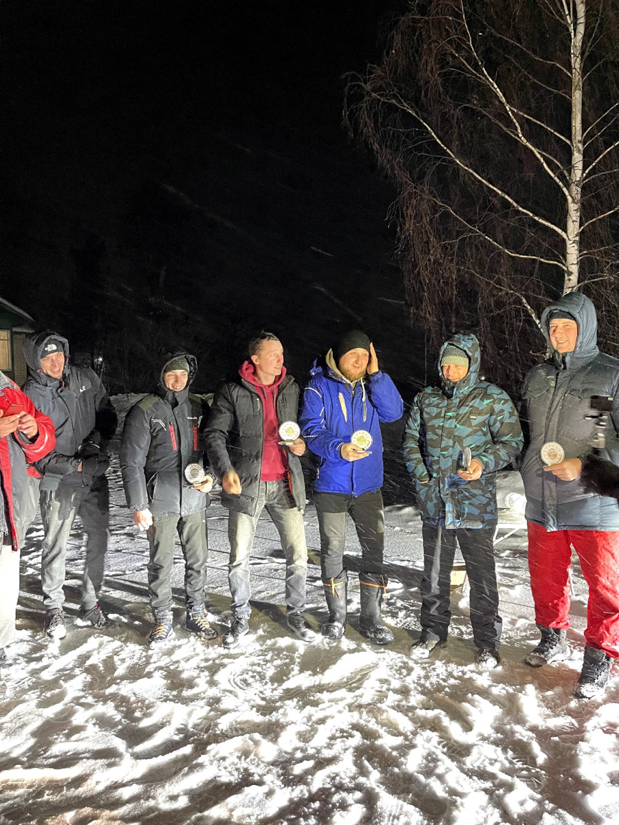 Гонщики из Владимирской области заняли почти весь пьедестал на мини-ралли в ночи. Соревнования проходили в Ивановской области. Из пяти первых мест четыре остались за нашими ребятами. 