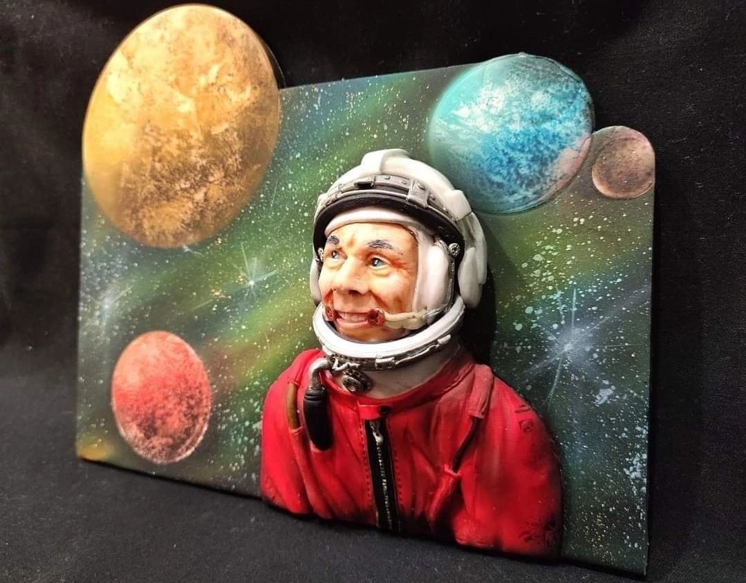 Кондитер из Александрова Елена Сорокина приняла участие в дружеском баттле России и Болгарии. Для коллаборации она создала веселого партизана. Колоритный повстанец под названием «Гайдук» не оставил никого равнодушным.