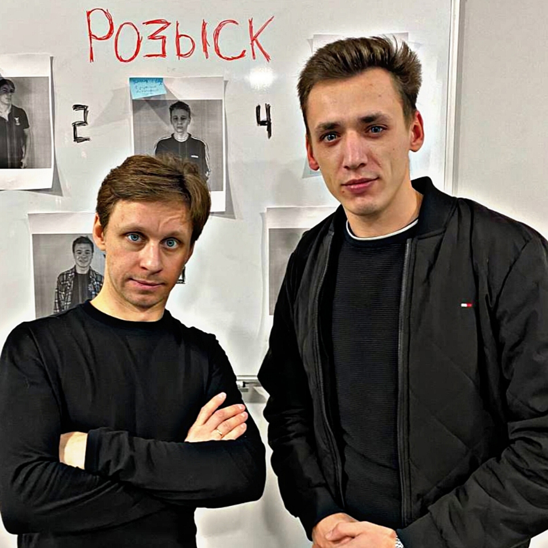 Прошлой осенью Владимир Соколов, известный в TikTok под ником Mr.Sokolov, грозился выпустить сериал собственного производства. Героями комедийной истории «Без правил» должны стать не профессионалы, а обычные ребята из города Владимира. Продакшен шёл по плану, и в начале марта на площадках онлайн-кинотеатров состоялся премьерный показ первой серии. Реакция зрителя превзошла все ожидания: утром следующего дня эпизод «По ложному следу» взлетел в топы RuTube, потеснив проекты ТНТ, НТВ и других популярнейших каналов.