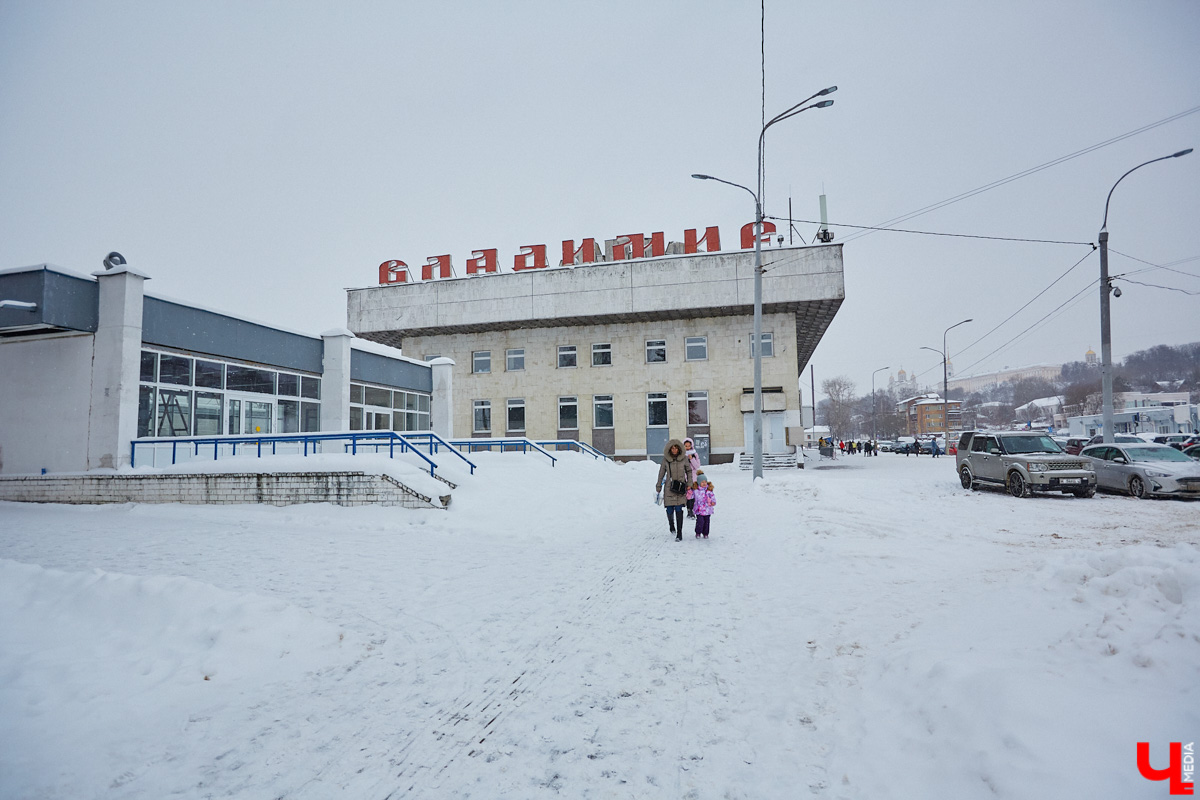Владимирские градозащитники приложили максимум усилий, чтобы спасти аутентичный облик владимирского вокзала. Однако эксперты все-таки не нашли оснований для признания здания памятником истории и архитектуры, увы.