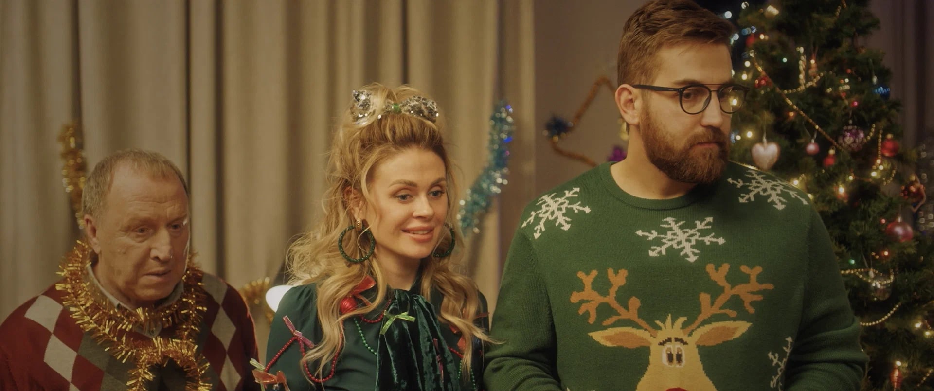 33-й регион не раз мелькал на больших экранах, да и его жители тоже. Последние новинки сезона не стали исключением. Одни из самых популярных фильмов и сериалов, вышедшие в конце зимы — начале весны, объединяет одно: они были либо сняты во Владимирской области, либо создавались с участием наших талантов. Так о каких же лентах сегодня пойдет речь?