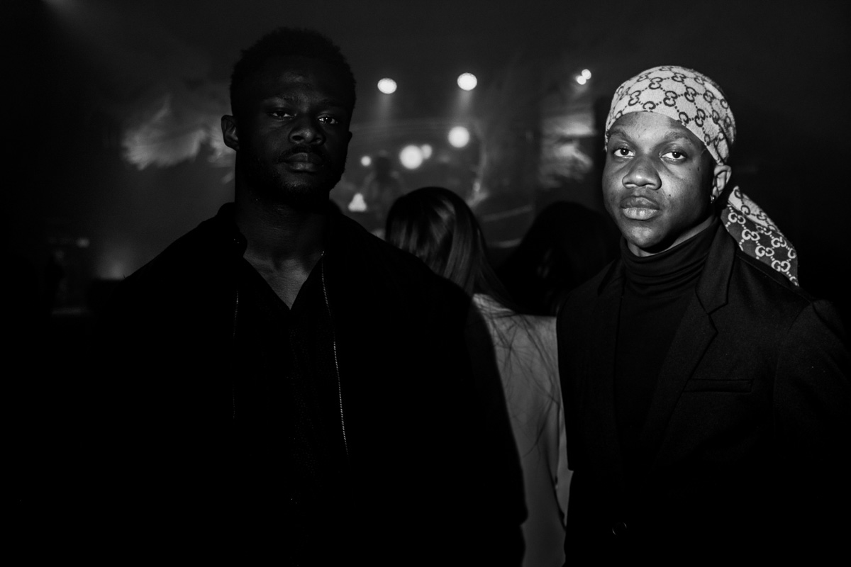 Неслучайная случайность стала причиной возникновения проекта, который объединил пять диджеев, играющих осознанную музыку для осознанных людей. Звуки мелодик хаус и техно, инди и афро, маскарад и гипноз, поражающие город масштабы. О вышедших из-под контроля party limited edition, первая из которых состоялась в марте 2022 года, рассказывают резиденты BPM BUREAU.