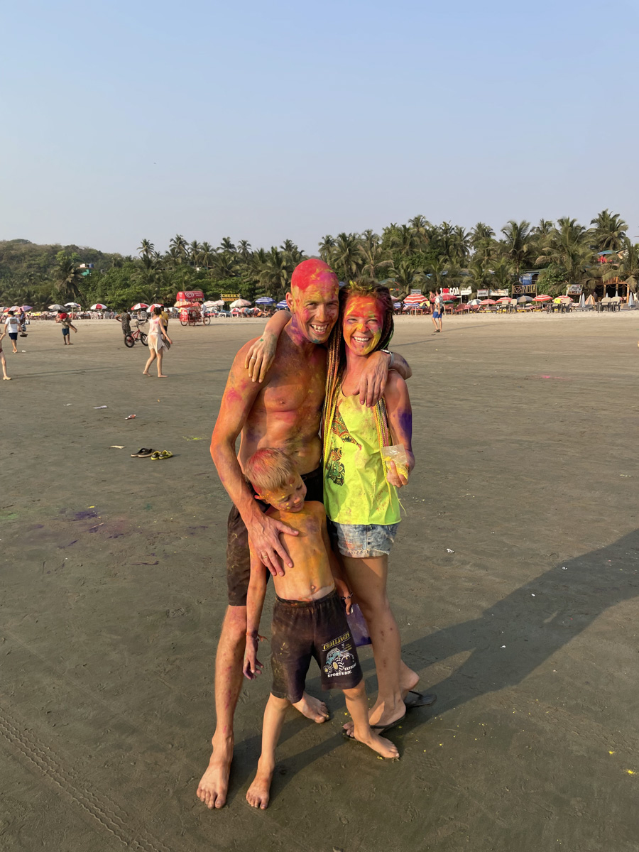 В самом начале декабря Екатерина Зимина из Коврова вместе с семьей отправилась на берег Аравийского моря. Три месяца на юго-западном побережье Индии прошли незаметно, ведь весь день на Гоа — это график, о котором можно только мечтать!