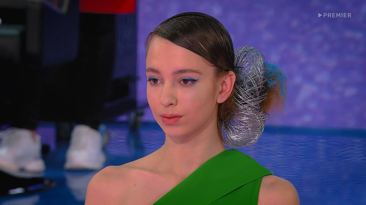 На телеканале ТНТ вышел в эфир очередной этап «Бьюти баттла», в котором борется за миллион рублей наш земляк, парикмахер-колорист Илья Староверов. И на этот раз, чтобы получить заветный приз, ему пришлось отправиться в будущее. Конечно, лишь силой творческой мысли.