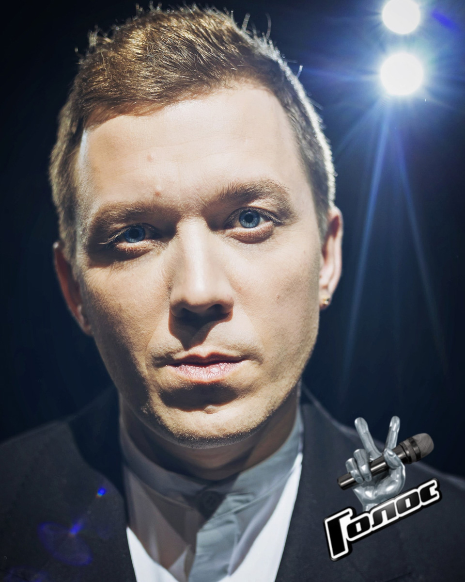 Еще один уроженец нашей области добрался до вокального шоу «Голос». На этапе слепых прослушиваний на сцену вышел Дмитрий Волков из Владимира. Членов жюри покорил его голос, но манера исполнения понравилась далеко не всем. Зато зрители отметили его выступление, а сам он запустил веселый хэштег.