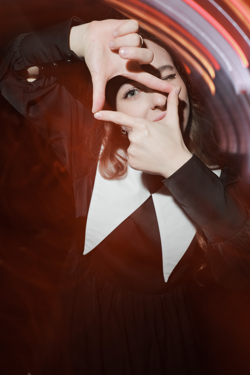 Ежегодная премия Wedmate Awards, которая к 2023 году трансформировалась из поощрения лучших свадебных кейсов в масштабное мероприятие с лекционной частью и восемью профессиональными номинациями. Чем занимаются представители индустрии на подобных встречах? Двадцатого марта «Ключ-Медиа» посетил премиальный event для лучших event-специалистов и готов раскрыть несколько секретов. 