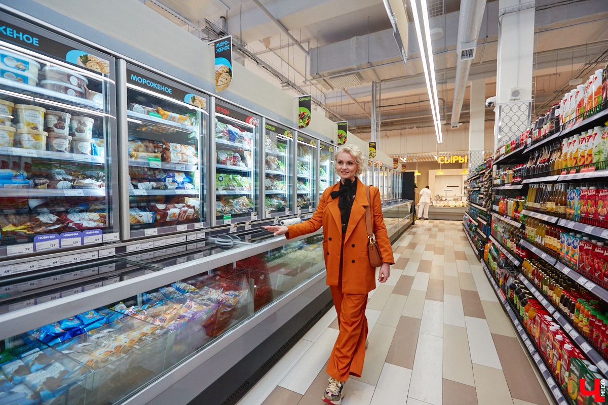 Красиво и       с       любовью       — это уже вкусно. В       новом сезоне гастрошоу от       «Ключ-Медиа» создатель эксклюзивной мебели Ирина Шепелева вместе с       сыном прогулялась по       супермаркету первого dog-friendly торгового центра во       Владимире, а       потом соединила всю свою силу и       нежность, чтобы сделать поистине дизайнерское блюдо.