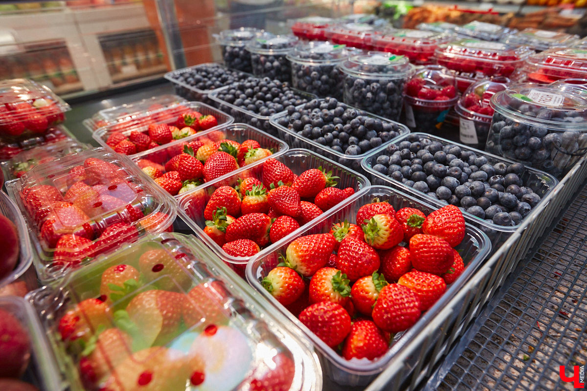 Красиво и       с       любовью       — это уже вкусно. В       новом сезоне гастрошоу от       «Ключ-Медиа» создатель эксклюзивной мебели Ирина Шепелева вместе с       сыном прогулялась по       супермаркету первого dog-friendly торгового центра во       Владимире, а       потом соединила всю свою силу и       нежность, чтобы сделать поистине дизайнерское блюдо.