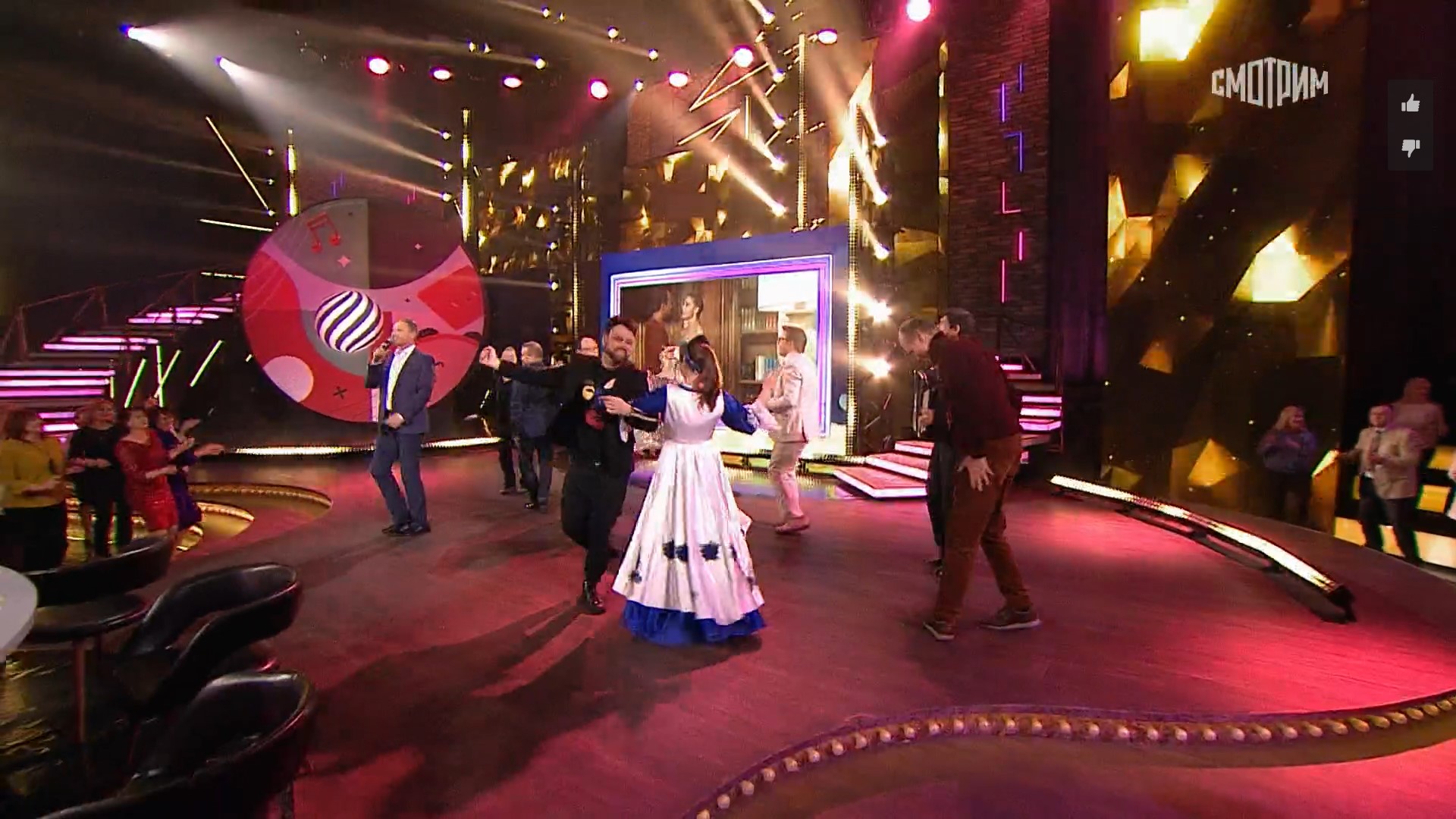 Стартовал сезон ТВ-премьер, героями которых стали жители 33-го региона. На этой неделе в эфире телеканала Россия-1 выступил Михаил Латышев из Вязников, сёстры Каратыгины из Владимира снялись в двух сериалах и передаче на НТВ, а создатель супермаркета цветов и декора Юлия Краснова испытала свои силы в новом шоу Первого канала. Подробности в материале!