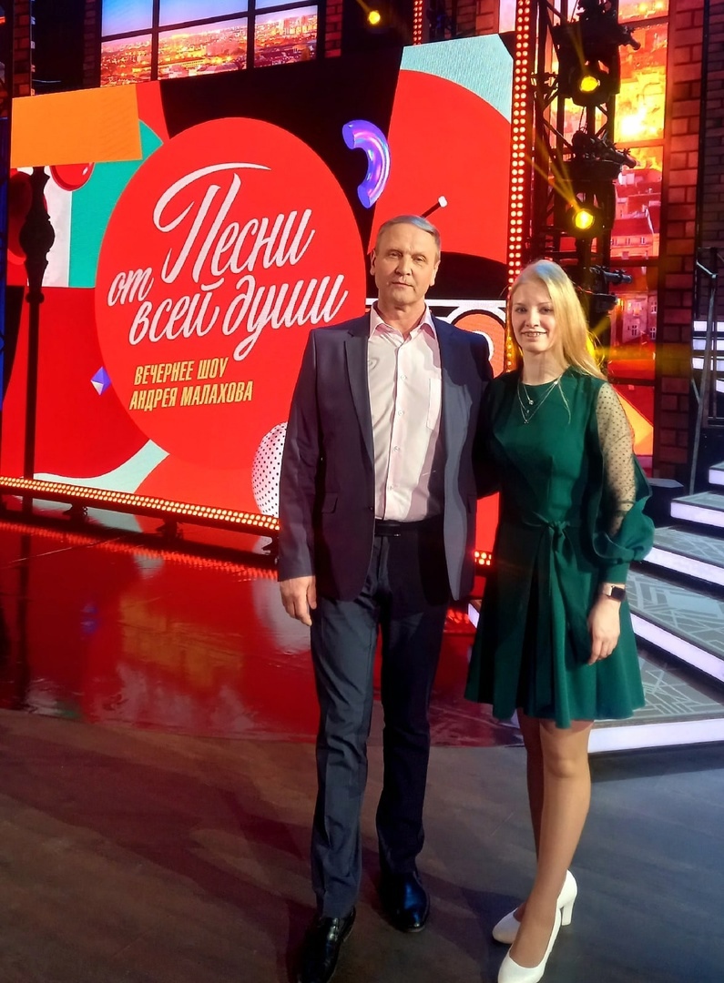 Стартовал сезон ТВ-премьер, героями которых стали жители 33-го региона. На этой неделе в эфире телеканала Россия-1 выступил Михаил Латышев из Вязников, сёстры Каратыгины из Владимира снялись в двух сериалах и передаче на НТВ, а создатель супермаркета цветов и декора Юлия Краснова испытала свои силы в новом шоу Первого канала. Подробности в материале!