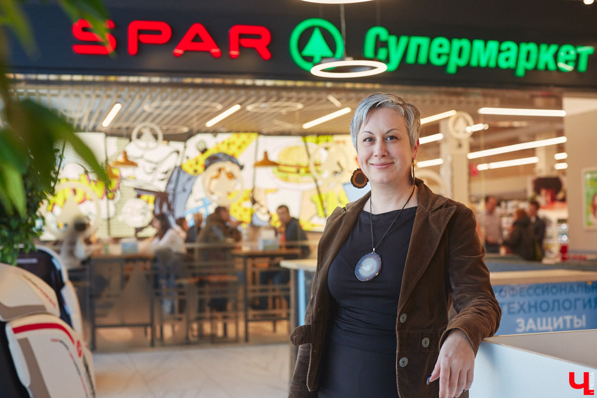 Что будет, если дать сковородку бизнес-тренеру, умеющему «прожаривать» продавцов? Автор канала «Всемогущий отдел продаж» нашла во Владимире секретное средство для воздействия на сознание.