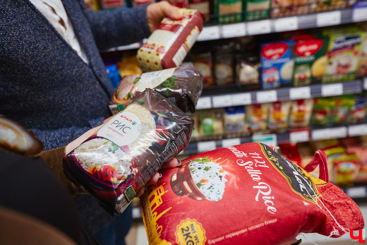 Что будет, если дать сковородку бизнес-тренеру, умеющему «прожаривать» продавцов? Автор канала «Всемогущий отдел продаж» нашла во Владимире секретное средство для воздействия на сознание.