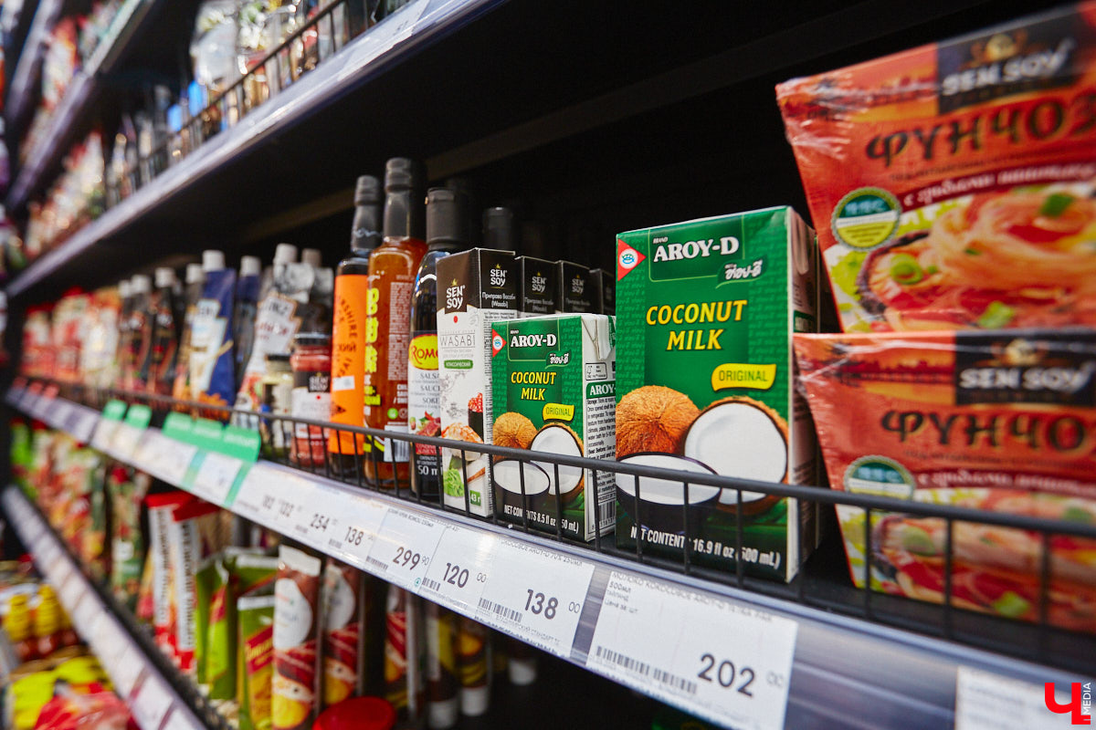 Что будет, если дать сковородку бизнес-тренеру, умеющему «прожаривать» продавцов? Автор канала «Всемогущий отдел продаж» нашла во Владимире секретное средство для воздействия на сознание.