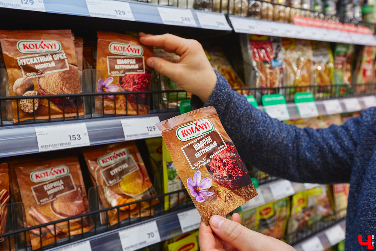 Что будет, если дать сковородку бизнес-тренеру, умеющему «прожаривать» продавцов? Автор канала «Всемогущий отдел продаж» нашла во Владимире секретное средство для воздействия на сознание.