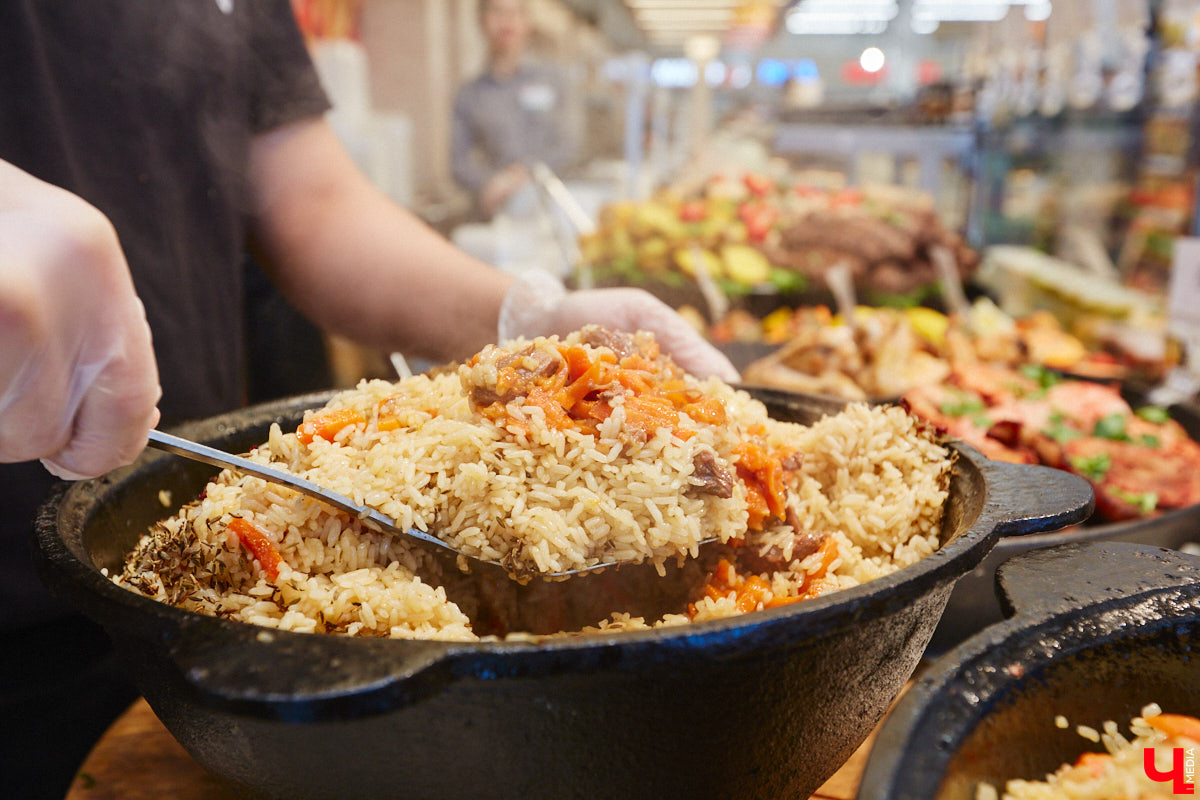 Что будет, если дать сковородку бизнес-тренеру, умеющему «прожаривать» продавцов? Автор канала «Всемогущий отдел продаж» нашла во Владимире секретное средство для воздействия на сознание.