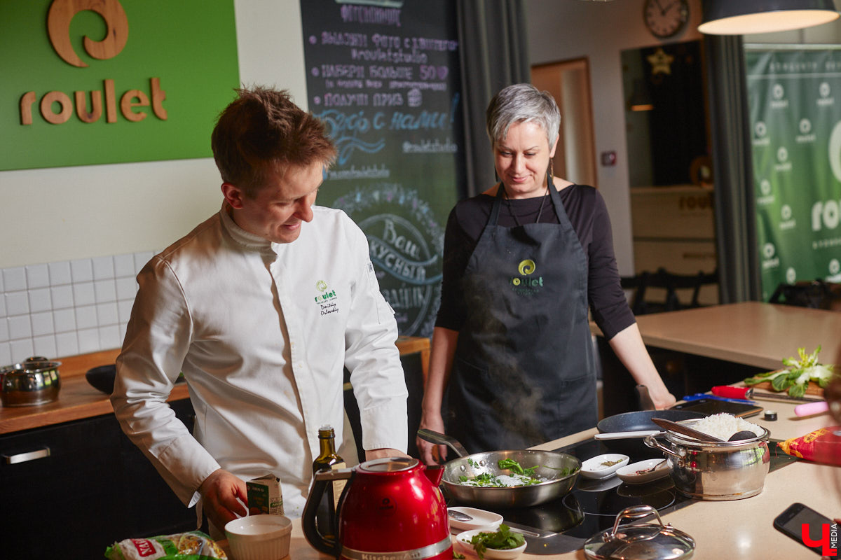 Что будет, если дать сковородку бизнес-тренеру, умеющему «прожаривать» продавцов? Автор канала «Всемогущий отдел продаж» нашла во Владимире секретное средство для воздействия на сознание.