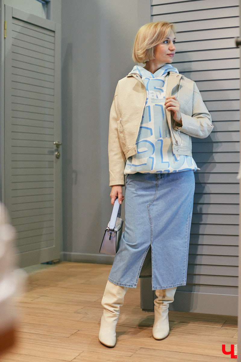 В наступившем сезоне именно юбки находятся на волне своей популярности. Еще бы, ведь именно этот элемент одежды придает образу женственности. А она сейчас в тренде! Любопытно и то, что юбки сейчас актуальны разной длины, кроя и стиля. Как выбрать? Читайте в нашем модном обзоре!