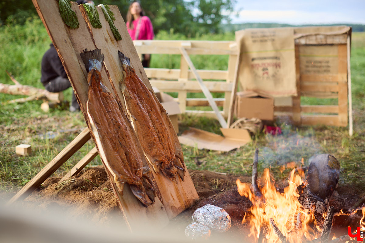 До майских праздников осталось чуть больше трех недель, но сколько мы будем отдыхать этой весной — пока непонятно. В Госдуме предлагают перенести выходные дни с января, чтобы значительно увеличить каникулы в теплое время года. Как вам такая инициатива?