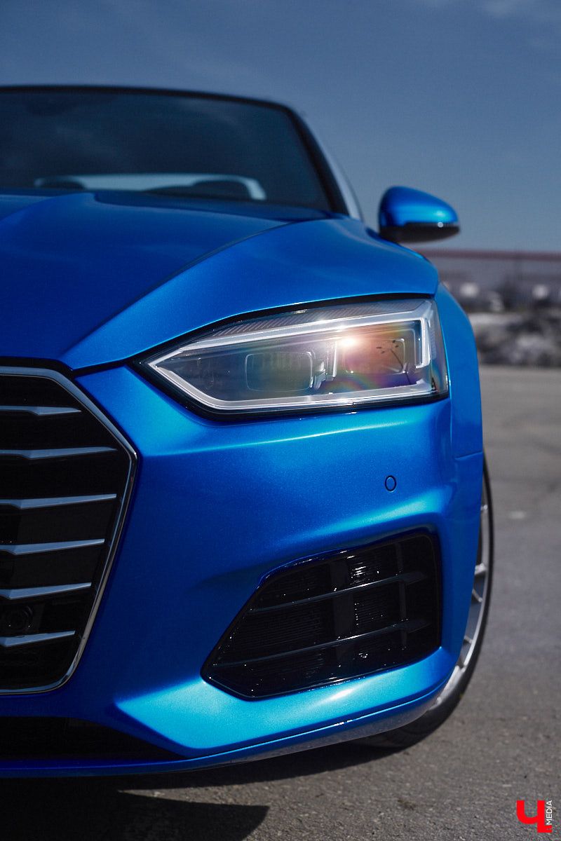 «Раньше на нем колесили по Калифорнии, теперь вот я буду кататься по нашим дорогам». Житель областного центра купил кабриолет за 3,5 миллиона рублей и при этом все равно решил доработать его внешний вид. После тюнинга у машины не только новый цвет, но и диски. Свой автомобиль после апгрейда Юрий первым делом продемонстрировал нашему изданию, так что приглашаем к совместному просмотру!