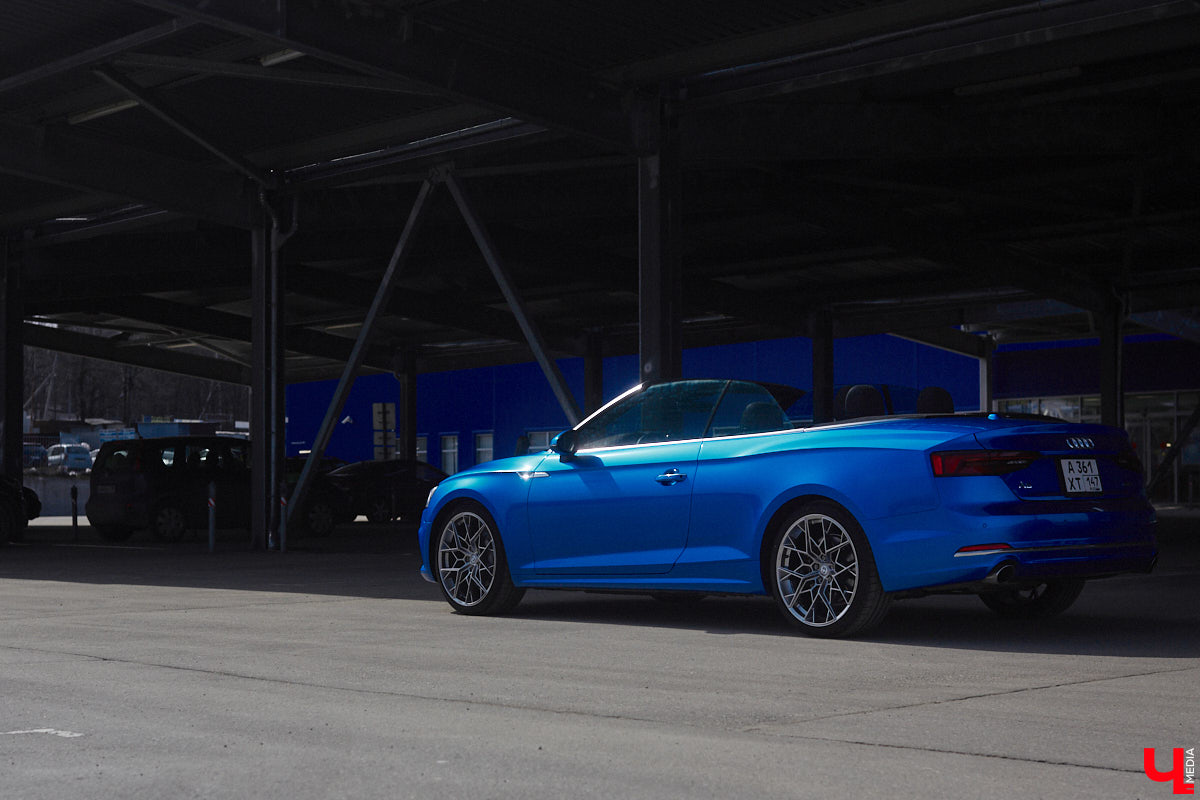 «Раньше на нем колесили по Калифорнии, теперь вот я буду кататься по нашим дорогам». Житель областного центра купил кабриолет за 3,5 миллиона рублей и при этом все равно решил доработать его внешний вид. После тюнинга у машины не только новый цвет, но и диски. Свой автомобиль после апгрейда Юрий первым делом продемонстрировал нашему изданию, так что приглашаем к совместному просмотру!