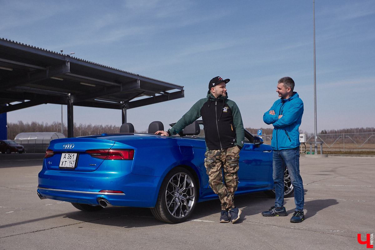 «Раньше на нем колесили по Калифорнии, теперь вот я буду кататься по нашим дорогам». Житель областного центра купил кабриолет за 3,5 миллиона рублей и при этом все равно решил доработать его внешний вид. После тюнинга у машины не только новый цвет, но и диски. Свой автомобиль после апгрейда Юрий первым делом продемонстрировал нашему изданию, так что приглашаем к совместному просмотру!