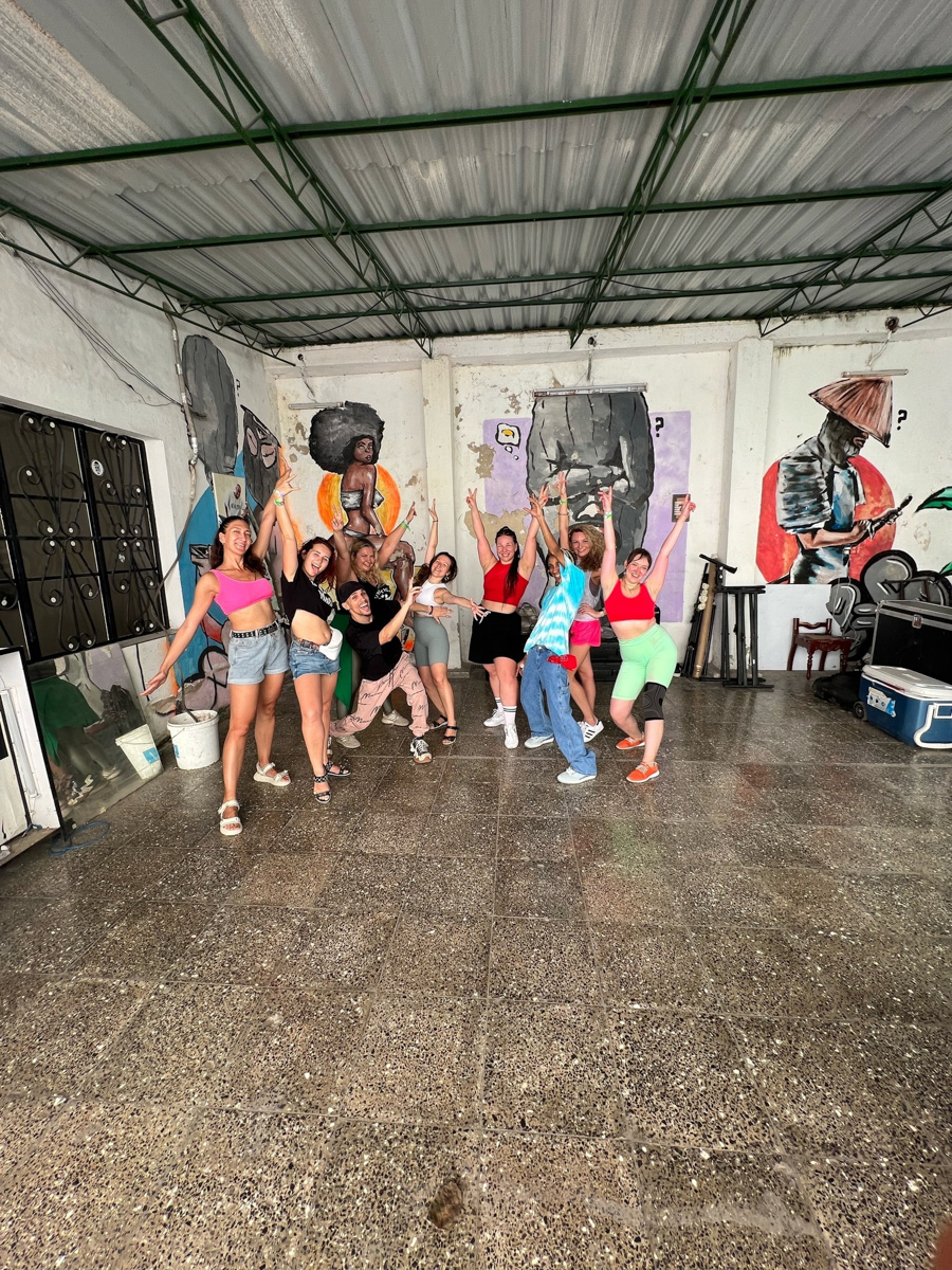 В феврале Валерия Лебедева побывала на популярном фестивале сальсы на Кубе, а заодно сняла фильм о своем путешествии. Сейчас девушка снова собирает чемоданы, чтобы вернуться на Остров свободы. Чем он ее зацепил? Рассказываем в нашей статье.