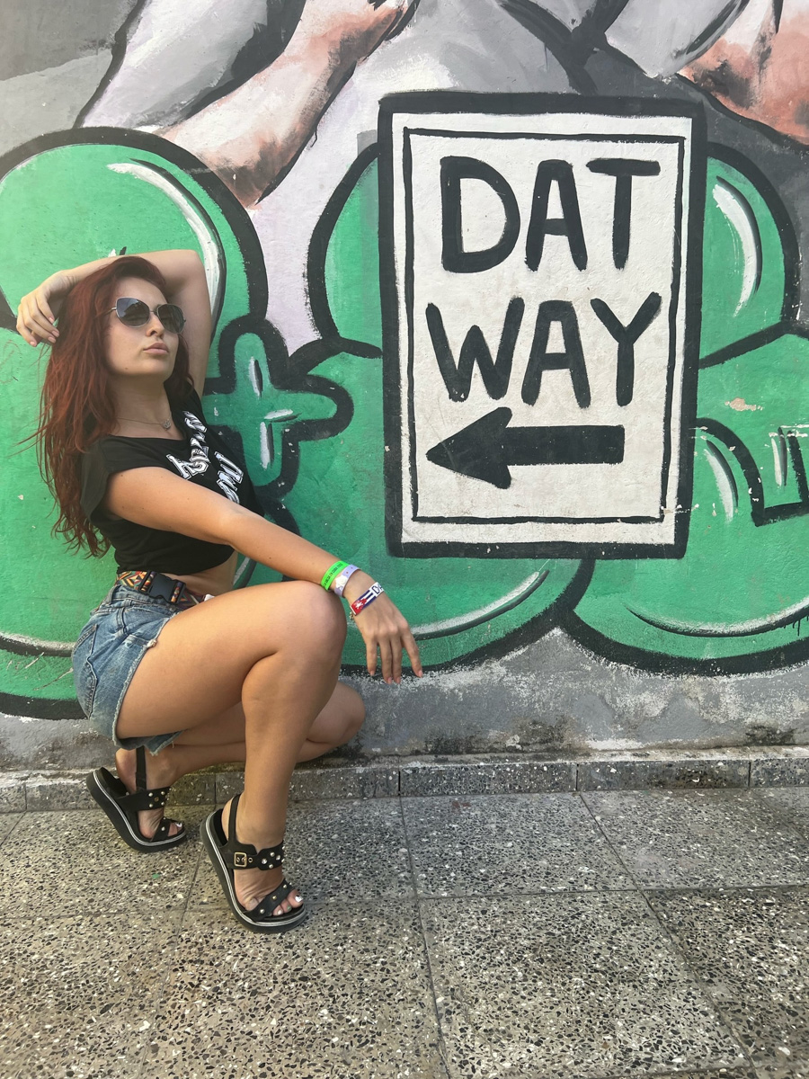 В феврале Валерия Лебедева побывала на популярном фестивале сальсы на Кубе, а заодно сняла фильм о своем путешествии. Сейчас девушка снова собирает чемоданы, чтобы вернуться на Остров свободы. Чем он ее зацепил? Рассказываем в нашей статье.