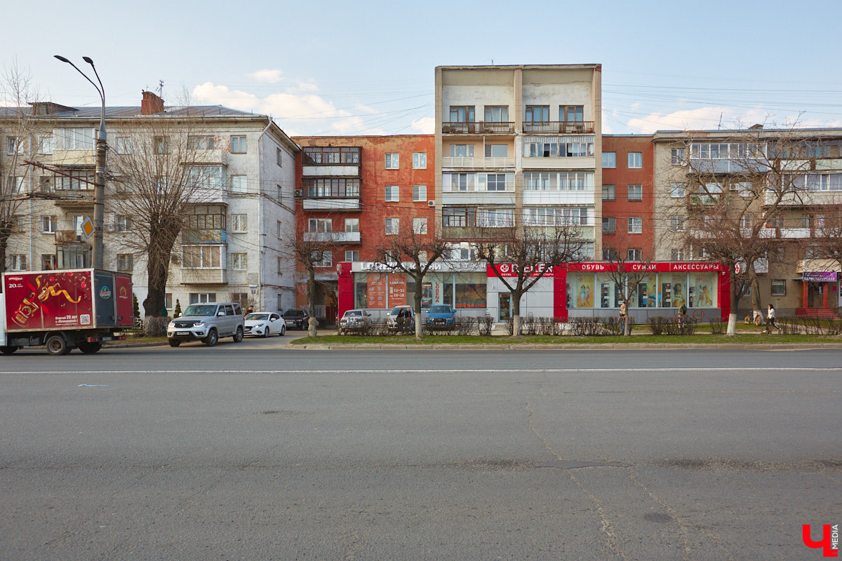 Борис Шиганов один из тех, кто создавал послевоенный облик нашего города. Наибольший вклад мужчина внес в развитие проспекта Ленина. «Ключ-Медиа» прошелся по его широким тротуарам, оценив самые интересные проекты владимирского архитектора.