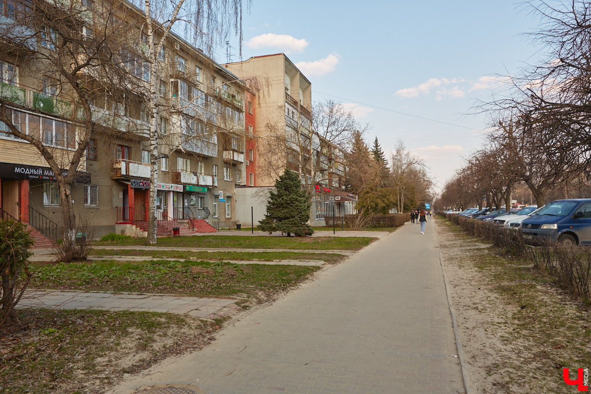 Борис Шиганов один из тех, кто создавал послевоенный облик нашего города. Наибольший вклад мужчина внес в развитие проспекта Ленина. «Ключ-Медиа» прошелся по его широким тротуарам, оценив самые интересные проекты владимирского архитектора.