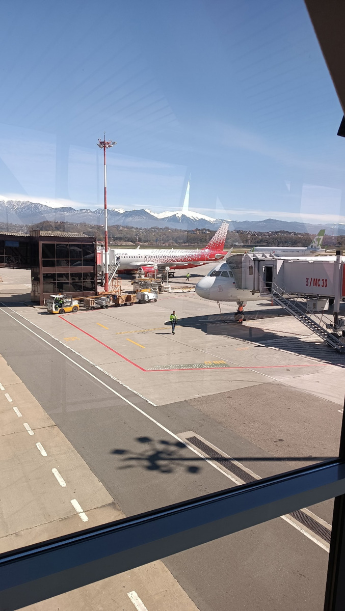 «Море зовет, волна поет», а мы все сидим и решаем, куда же отправиться на отдых на предстоящих длинных выходных. «Ключ-Медиа» расскажет вам о самых популярных маршрутах для путешествий в грядущие праздники.