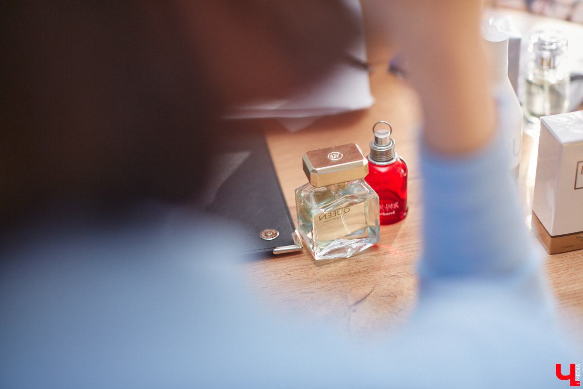 К анализу своего стиля со специалистом современные девушки уже привыкли. А как насчет разбора парфюмерного гардероба?! Не слышали о таком? Мы все уже узнали для вас! И даже испытали на себе...