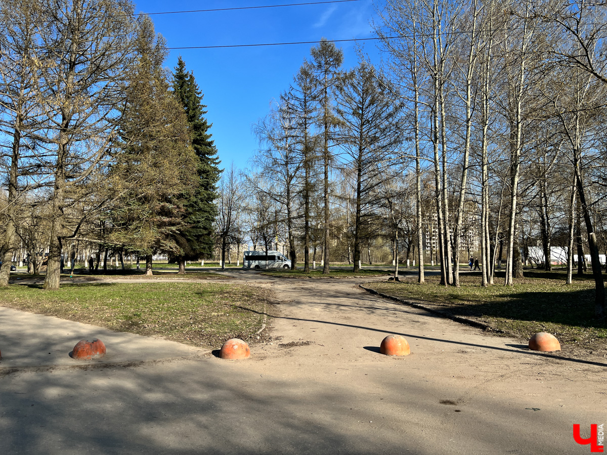 Во Владимире стартовало голосование за благоустройство общественных территорий. Проект-победитель преобразят в следующем году. Среди претендентов на успех шесть скверов и одна прогулочная зона. Решение примут жители города.